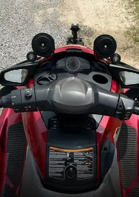 DC GOLD jet ski with marine speakers